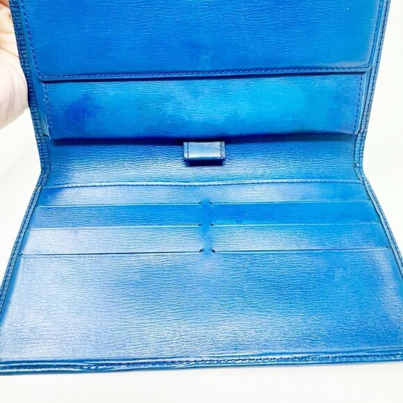 LOUIS VUITTON | Blue Epi Leather International Long Wallet - Picture 4 of 7